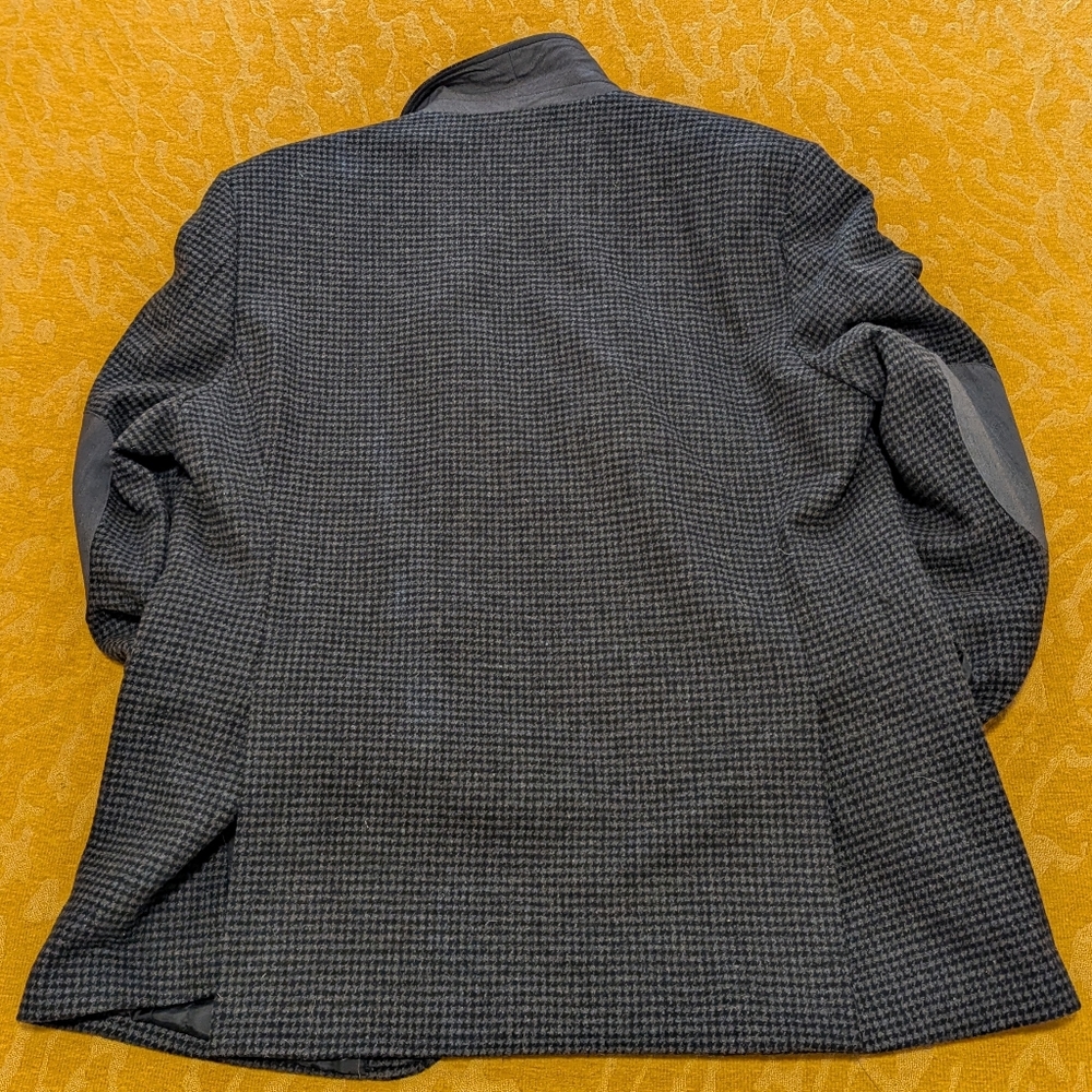 Men's Gray Blazer with Elbow Patches - Picture 3 of 3